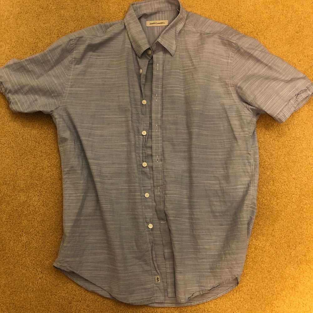Short sleeve button down